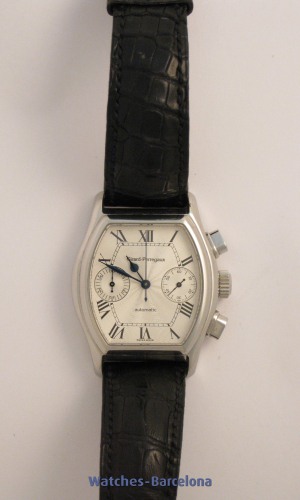 GIRARD PERREGAUX Richeville Tonneau chronograph